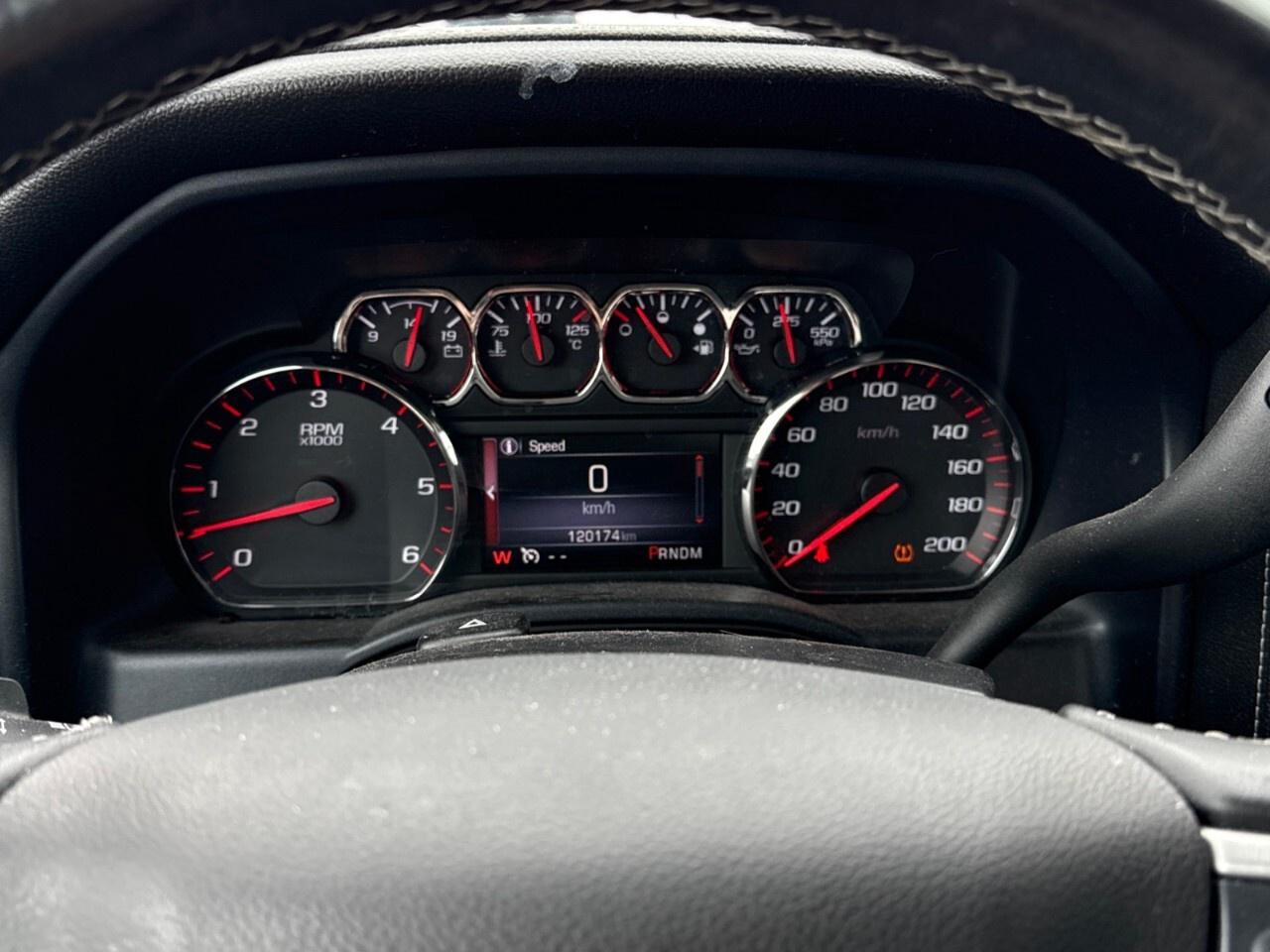 2015 GMC Sierra 1500 SLE   4WD   V8 Photo