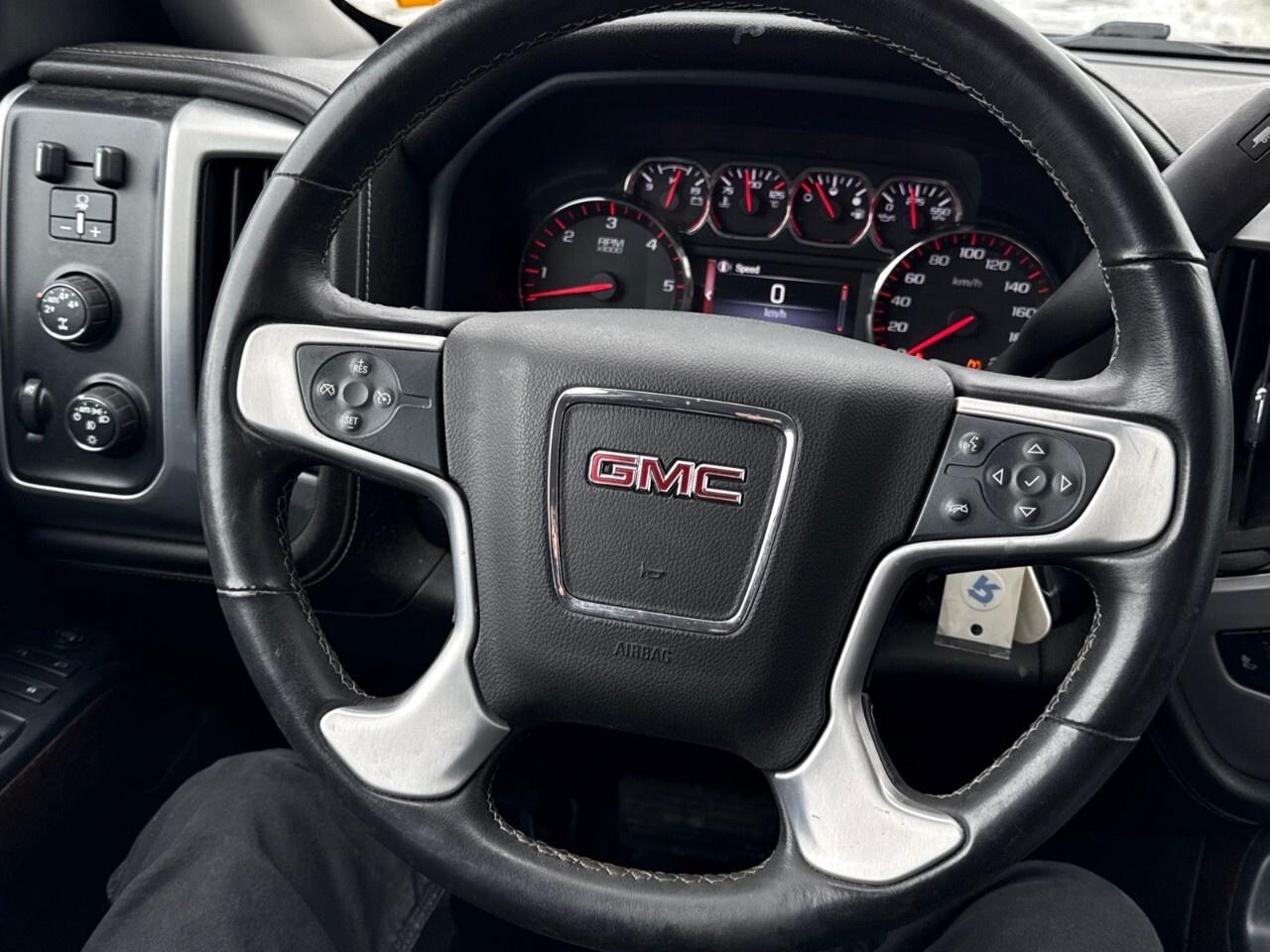 2015 GMC Sierra 1500 SLE   4WD   V8 Photo