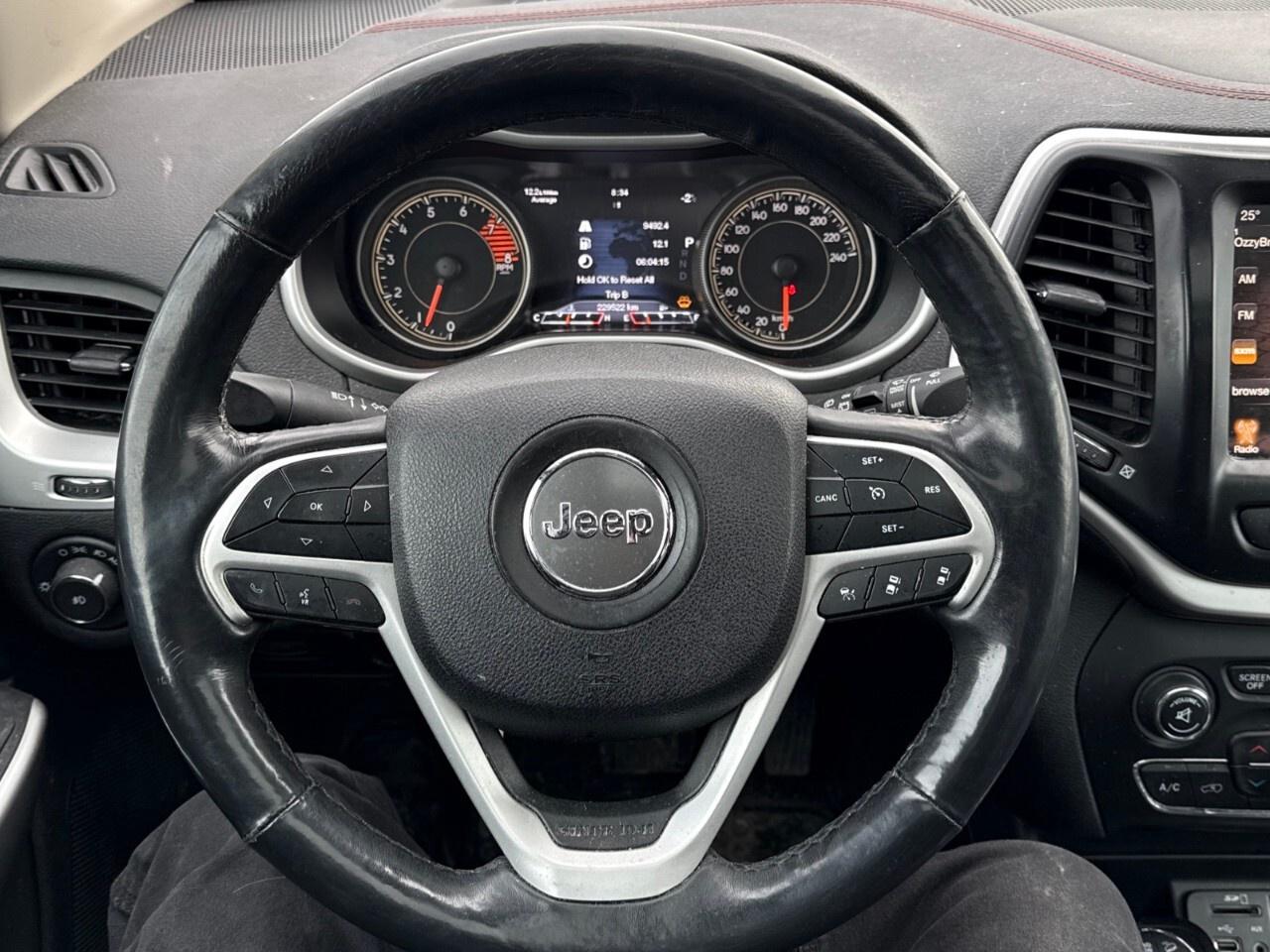 2018 Jeep Cherokee TRAILHAWK   LEATHER   ROOF Photo