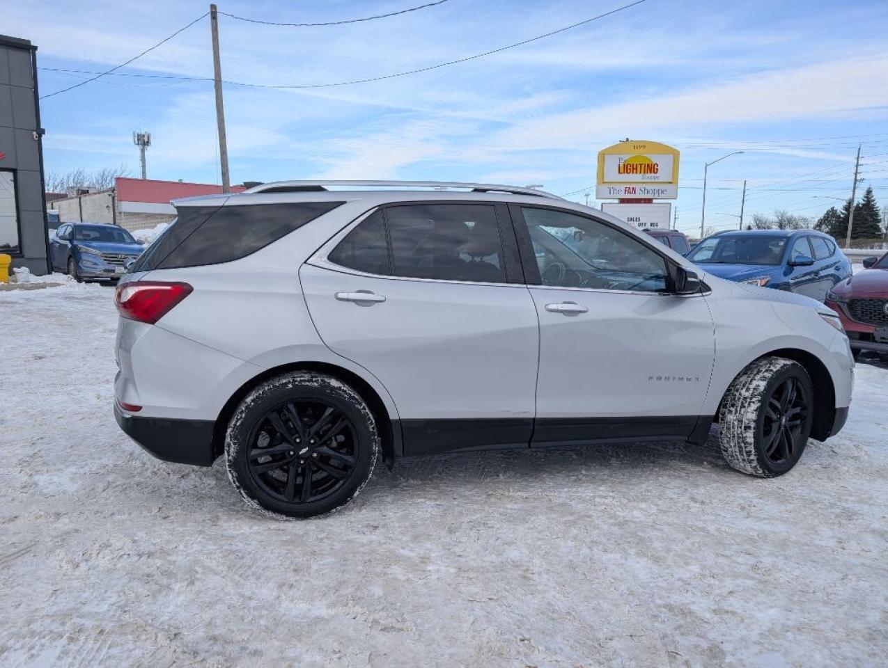 2021 Chevrolet Equinox LT AWD   NAV   SUNROOF   CAMERA   HTD SEATS Photo