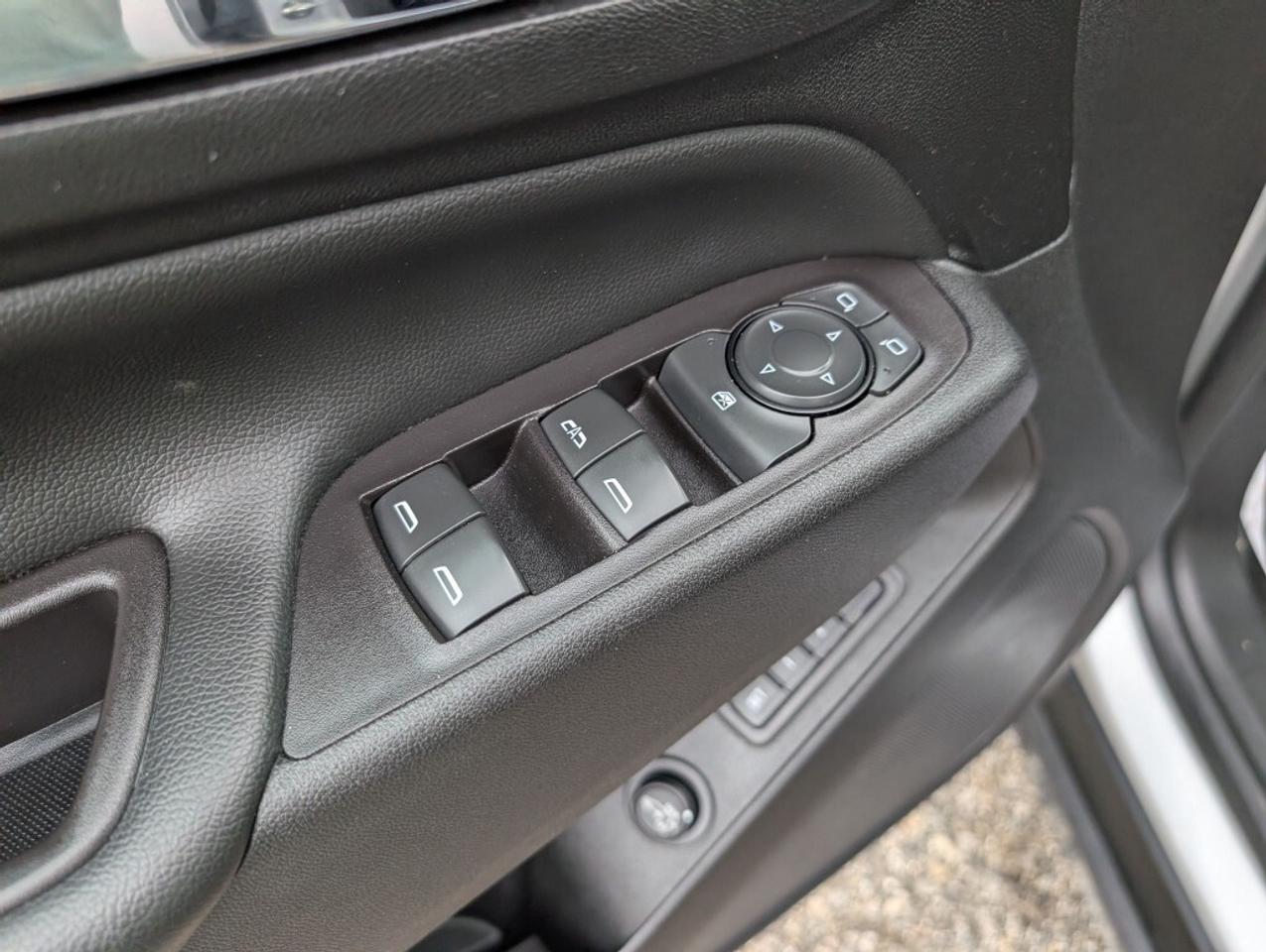 2021 Chevrolet Equinox LT AWD   NAV   SUNROOF   CAMERA   HTD SEATS Photo