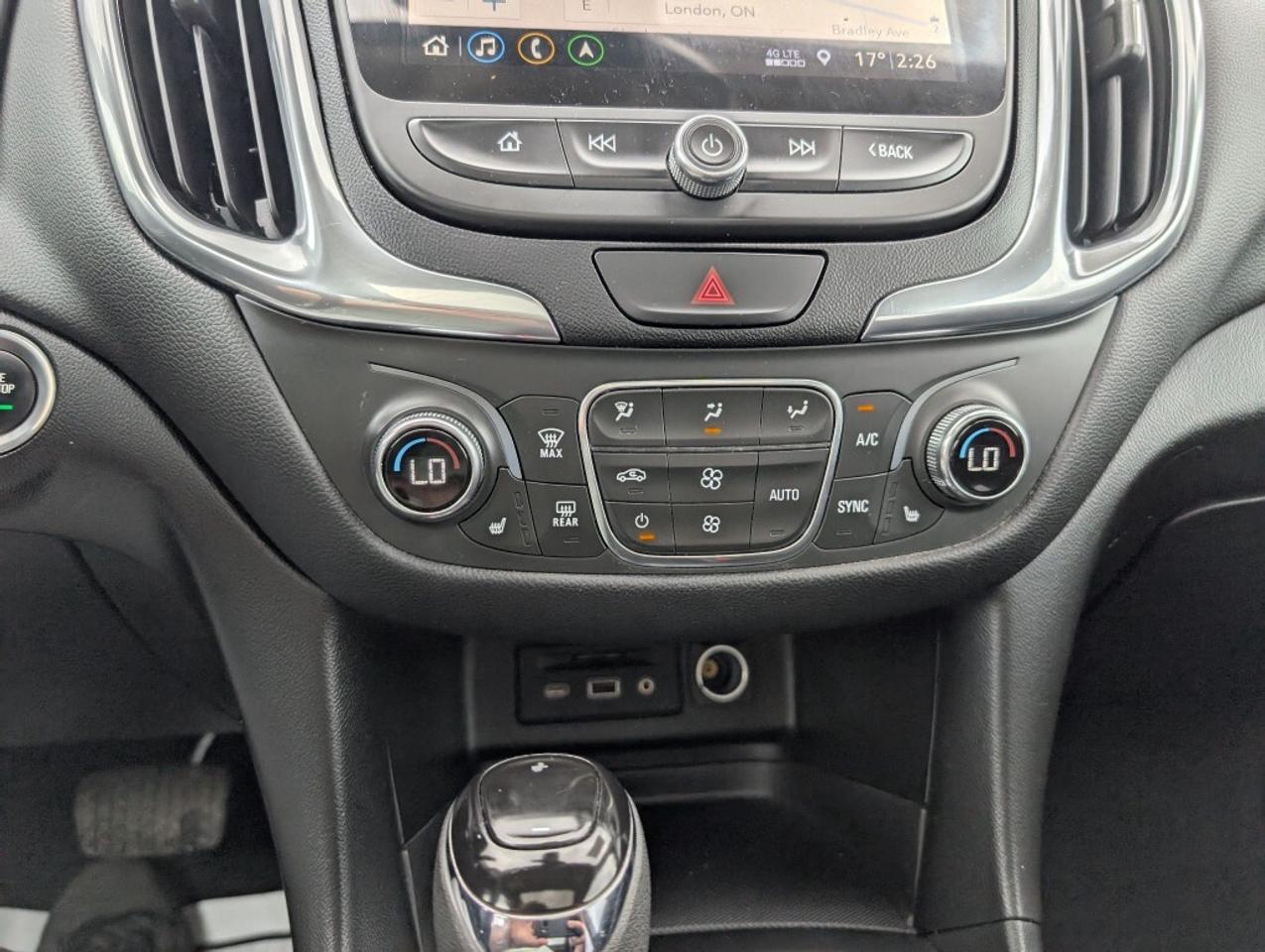 2021 Chevrolet Equinox LT AWD   NAV   SUNROOF   CAMERA   HTD SEATS Photo