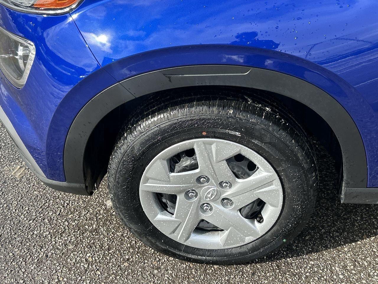 2023 Hyundai Venue Essential FWD No Accidents   One Owner   Safety Ce Photo