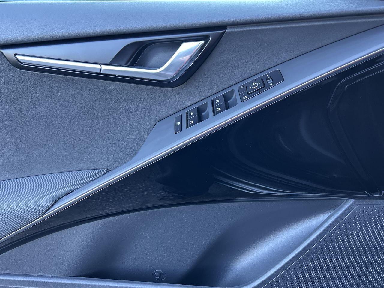 2023 Kia Niro EV Premium Plus   Electrifying Performance & Style Ht Photo