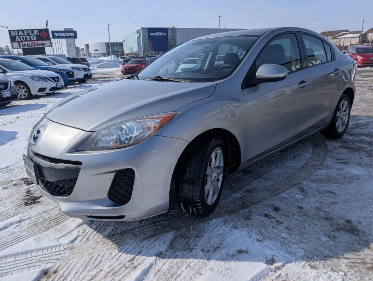 2013 Mazda MAZDA3 GS-SKY Photo