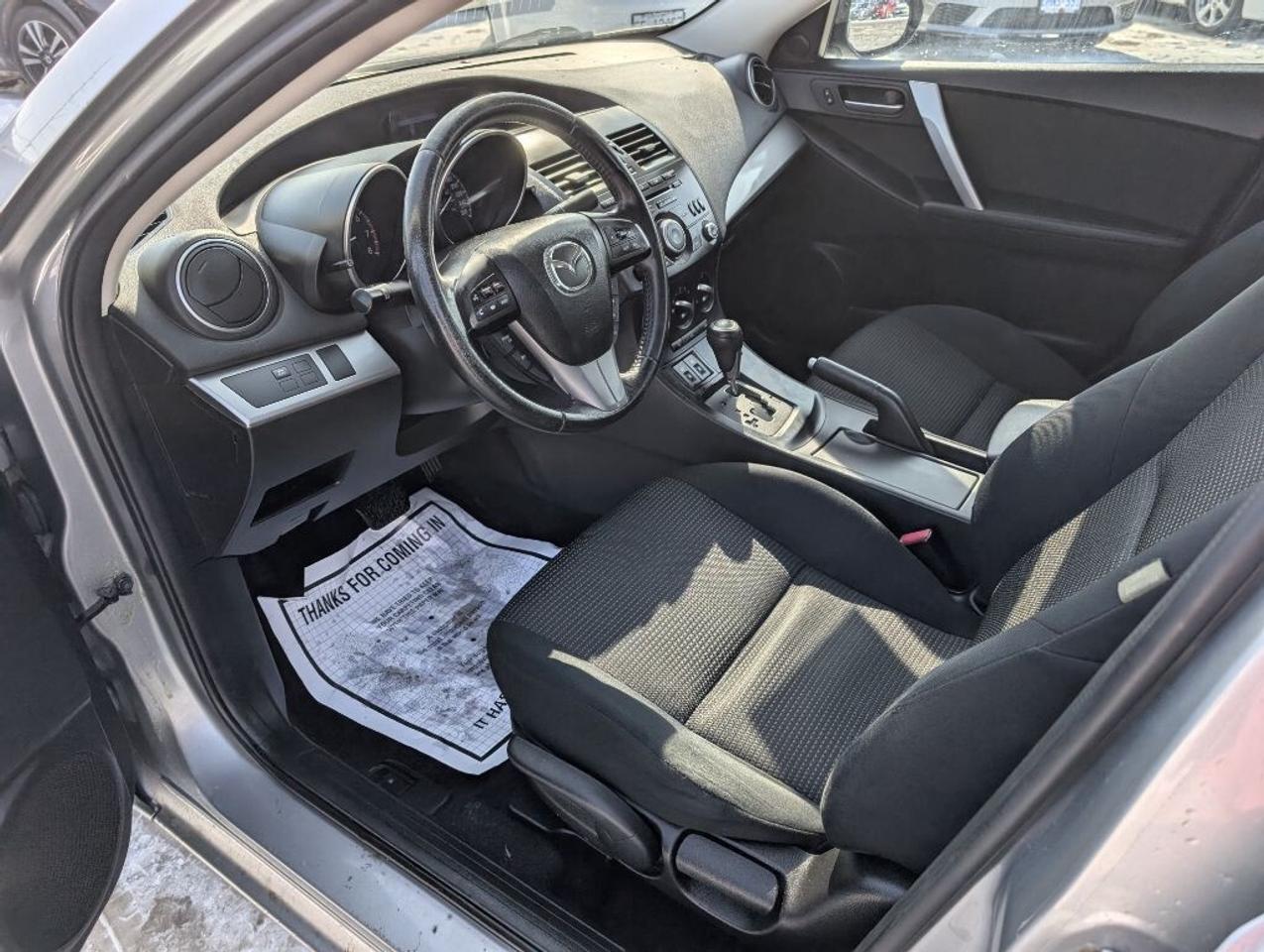 2013 Mazda MAZDA3 GS-SKY Photo