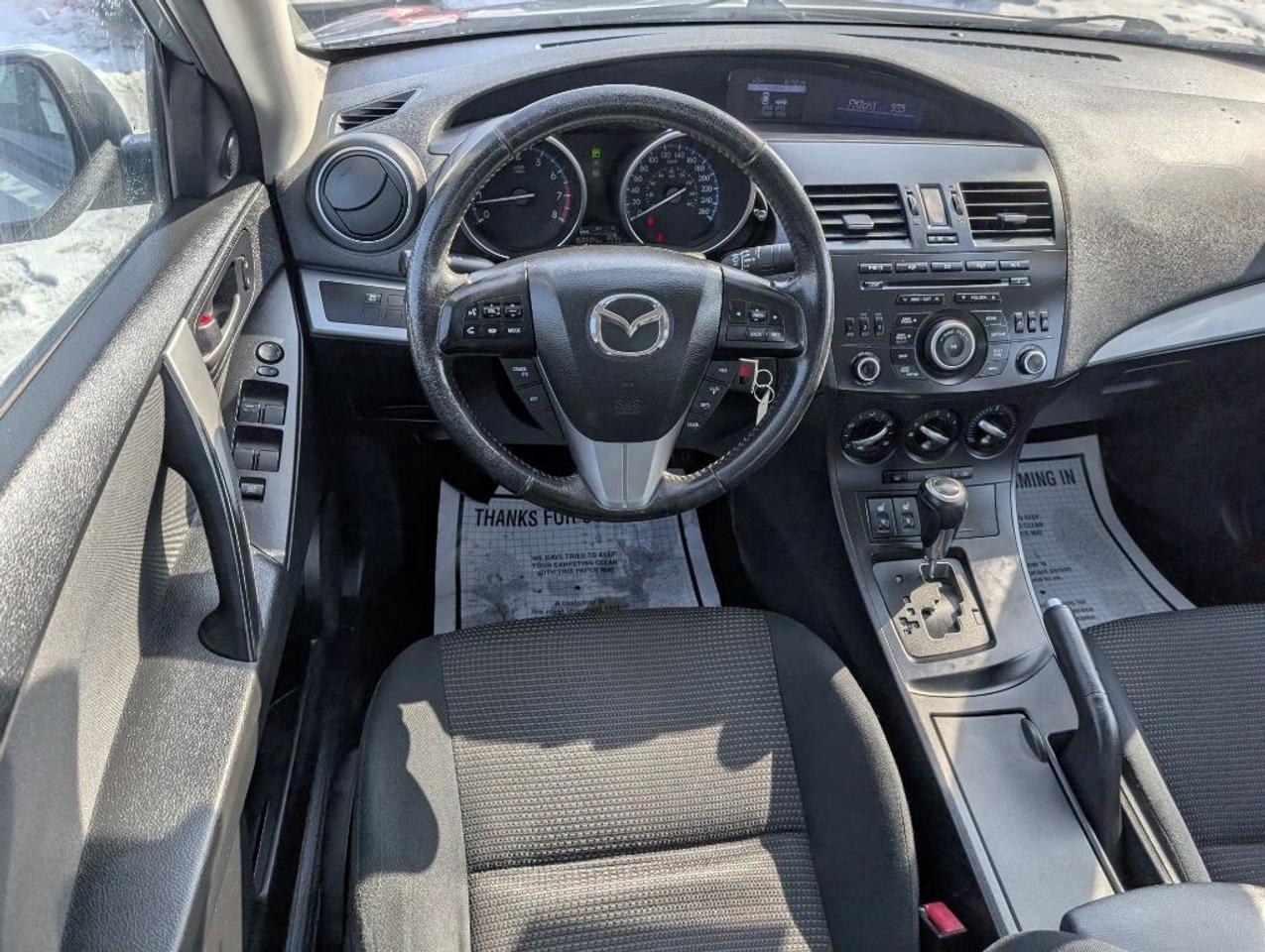 2013 Mazda MAZDA3 GS-SKY Photo