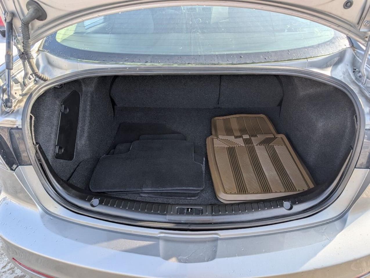 2013 Mazda MAZDA3 GS-SKY Photo