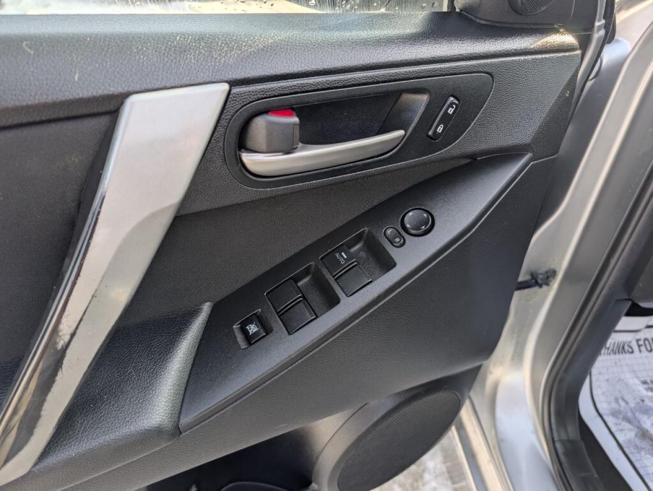 2013 Mazda MAZDA3 GS-SKY Photo