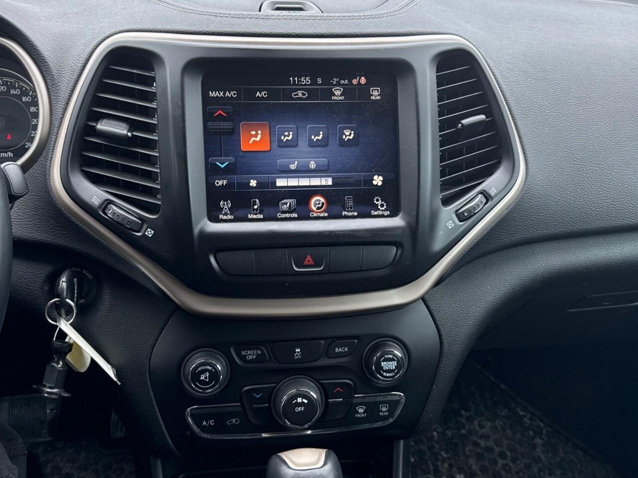 2014 Jeep Cherokee NORTH   4WD   HEATED LEATHER Photo