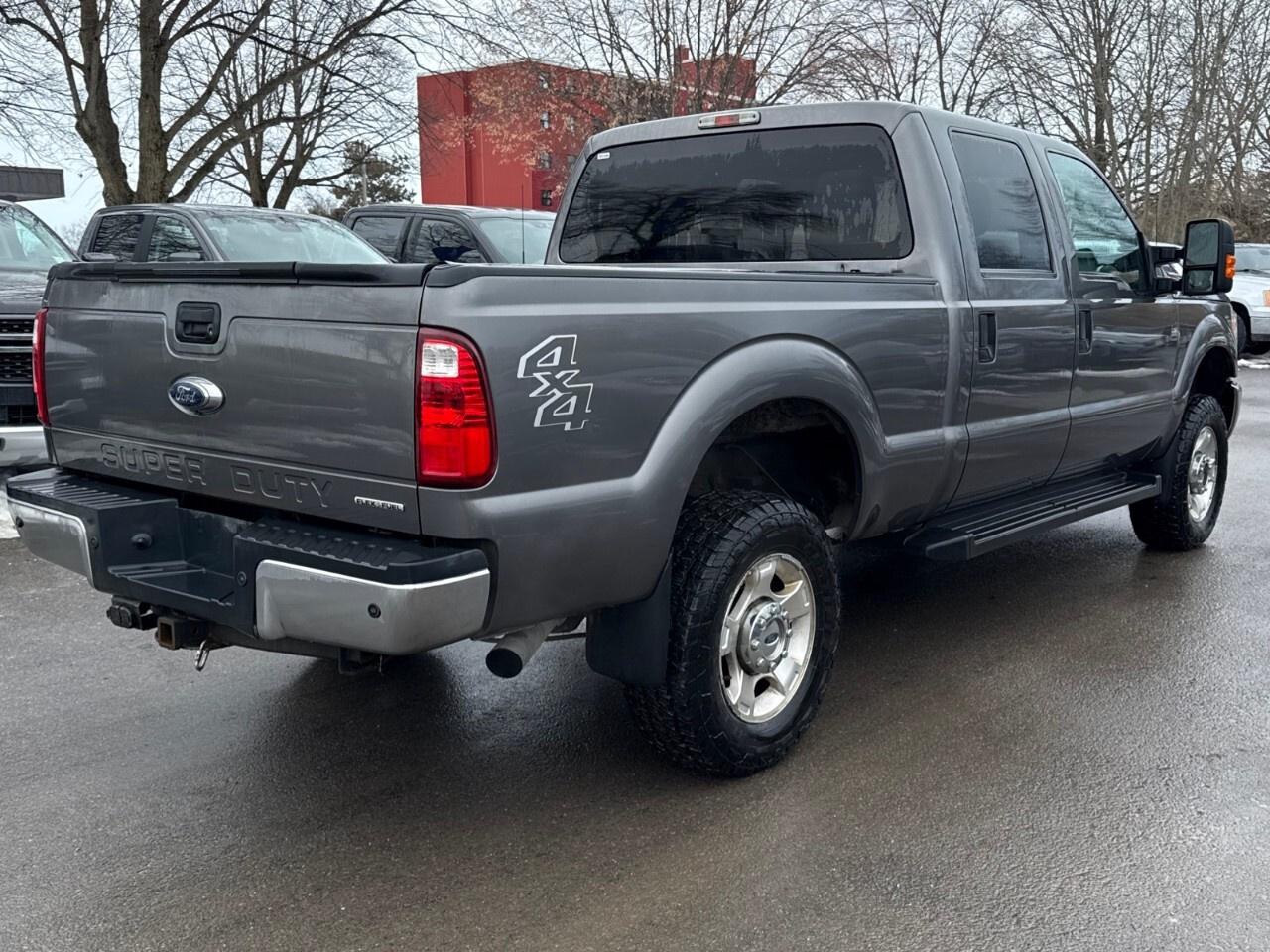 2014 Ford F-250 XLT   SPECIAL EDITION PKG   SNOW PLOW PKG Photo3