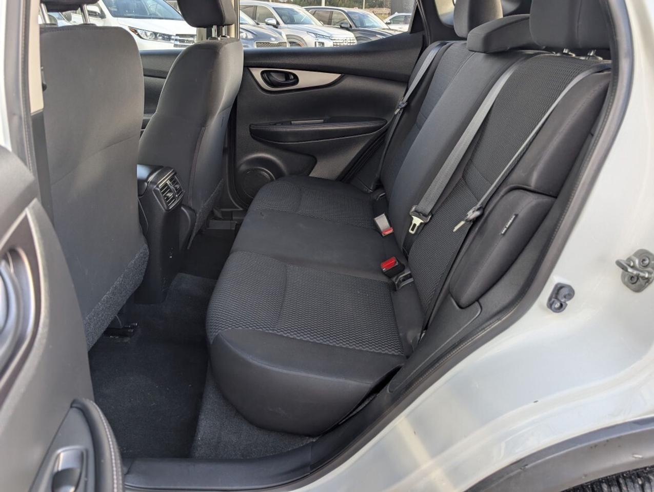 2020 Nissan Qashqai CAMERA   HTD SEATS   BLIND SPOT   APPLE CARPLAY Photo