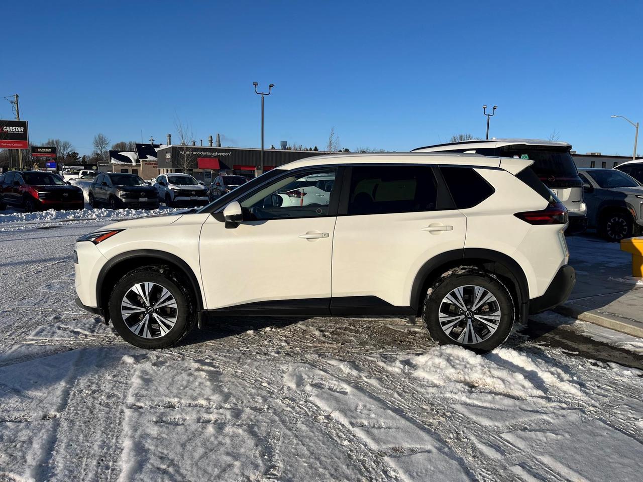 2023 Nissan Rogue SV AWD Photo