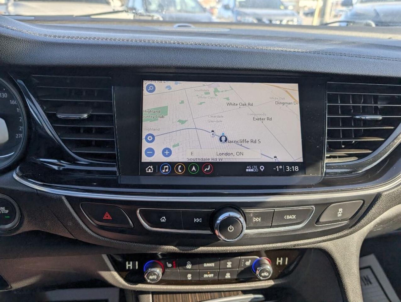 2019 Buick Regal ESSENCE AWD   NAV   LEATHER   SUNROOF   CAMERA Photo
