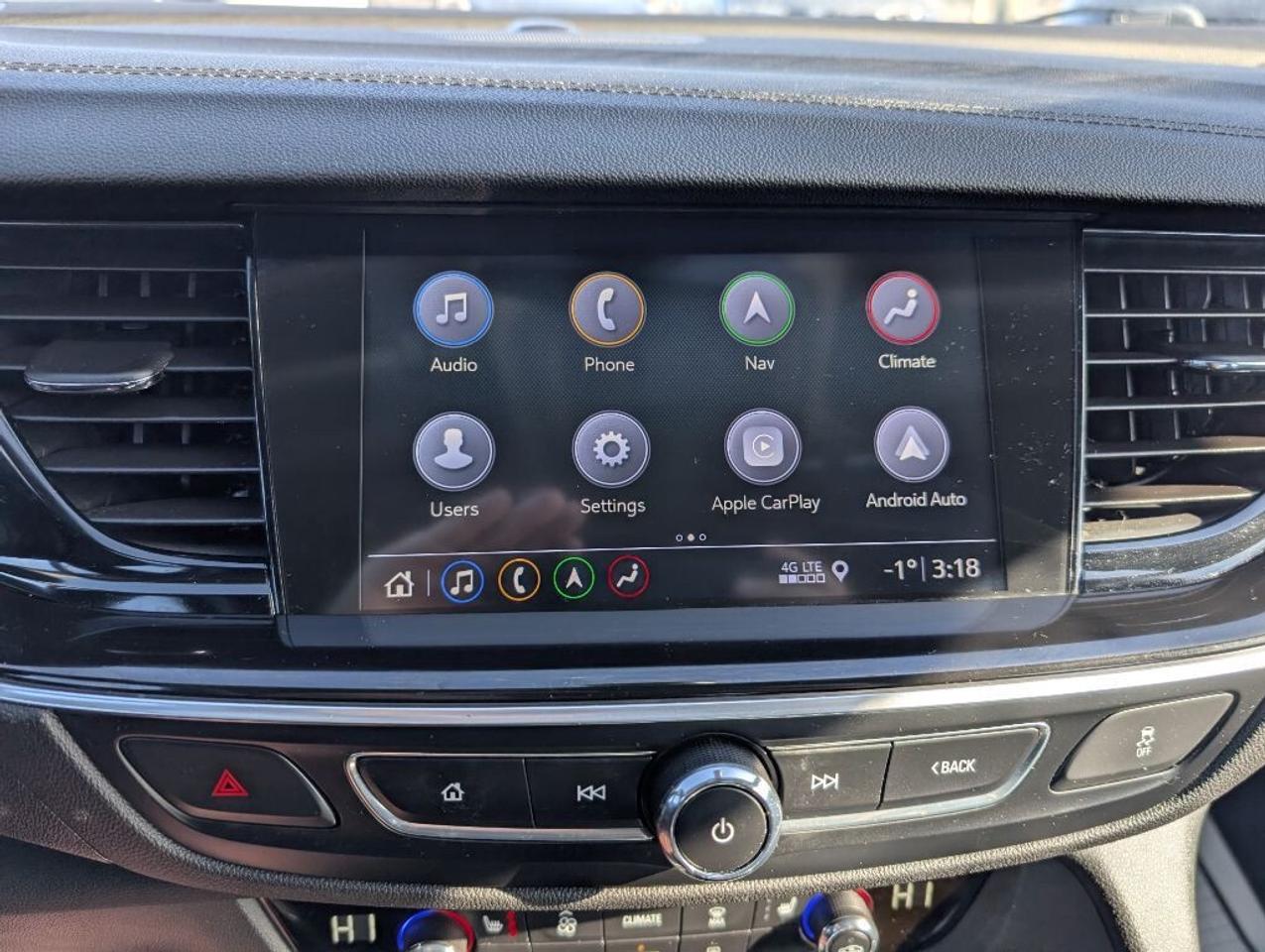 2019 Buick Regal ESSENCE AWD   NAV   LEATHER   SUNROOF   CAMERA Photo