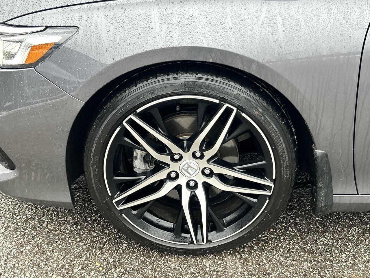 2021 Honda Accord Sedan Touring   Premium Comfort & Advanced Tech LOW KMS Photo