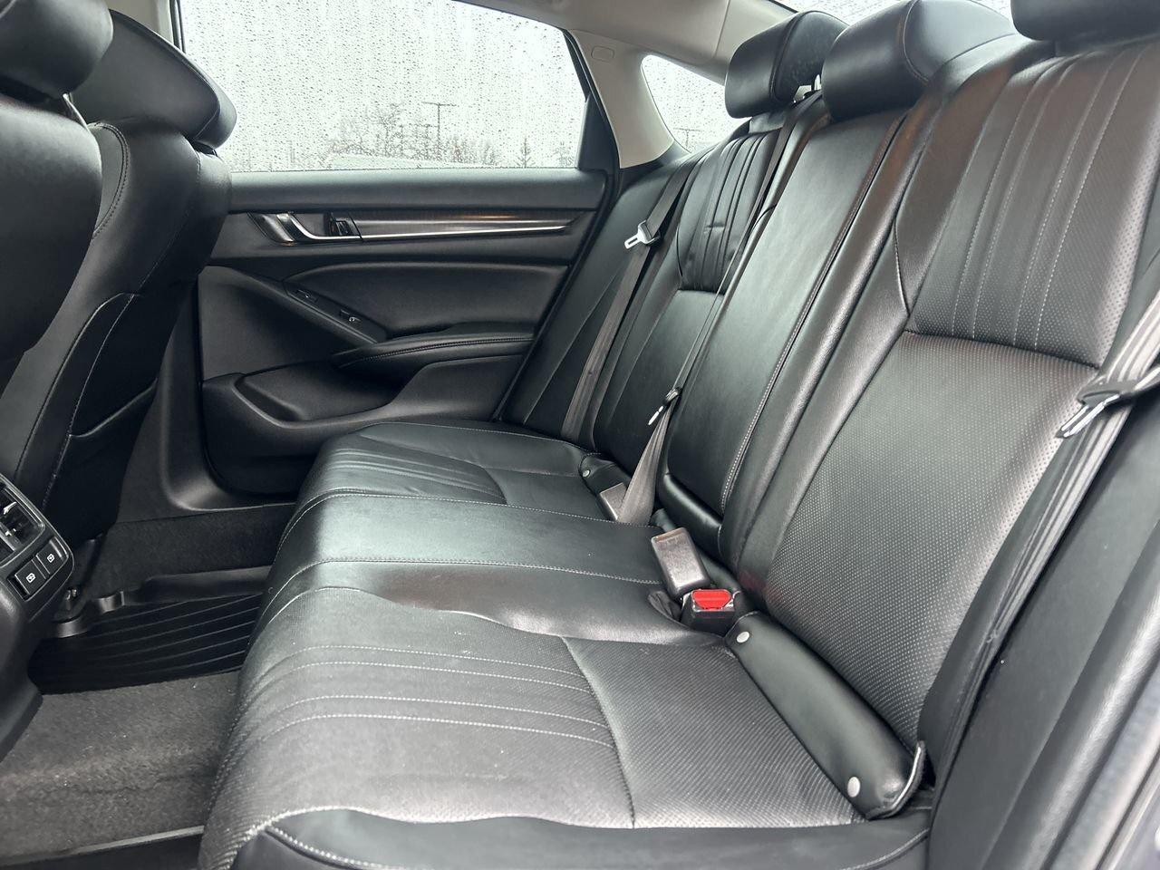 2021 Honda Accord Sedan Touring   Premium Comfort & Advanced Tech LOW KMS Photo