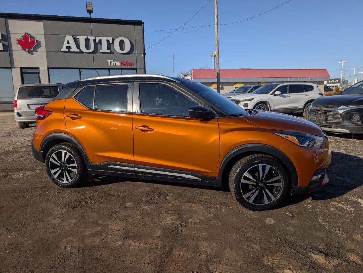 2019 Nissan Kicks SR   LEATHER   HTD SEATS   360 CAMERA Photo4