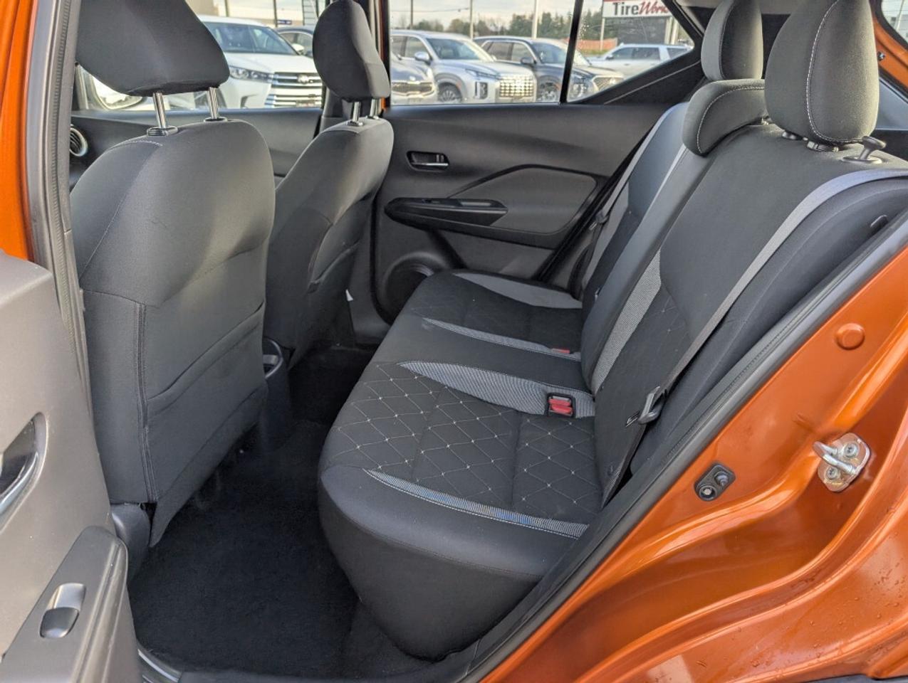 2019 Nissan Kicks SV   CAMERA   HTD SEATS Photo
