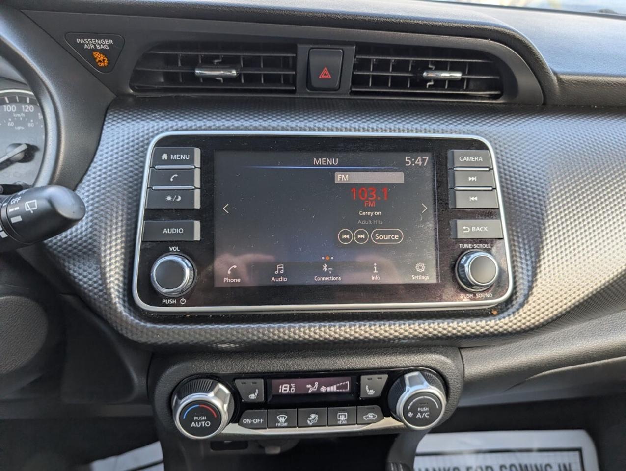 2019 Nissan Kicks SV   CAMERA   HTD SEATS Photo