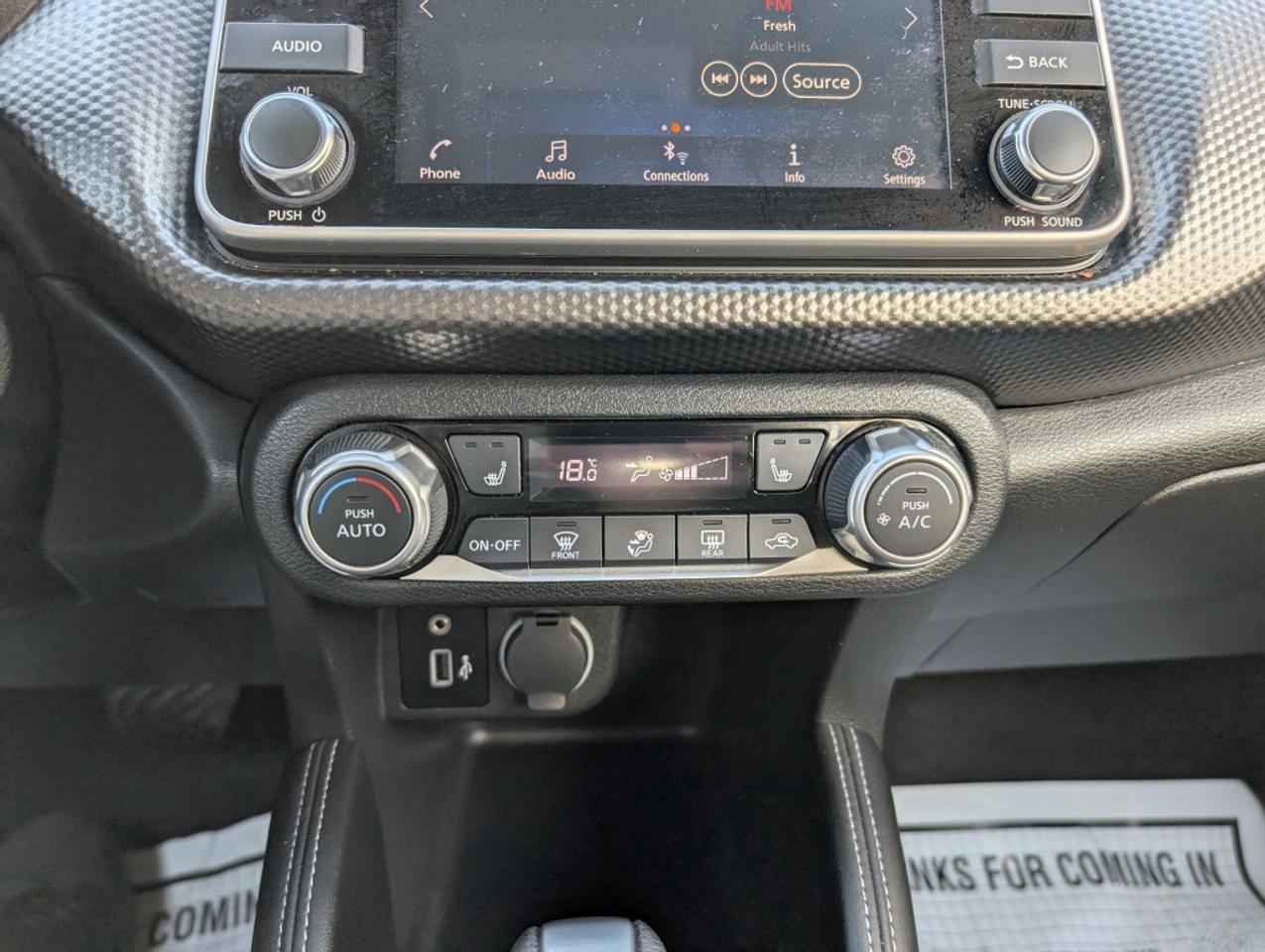 2019 Nissan Kicks SV   CAMERA   HTD SEATS Photo