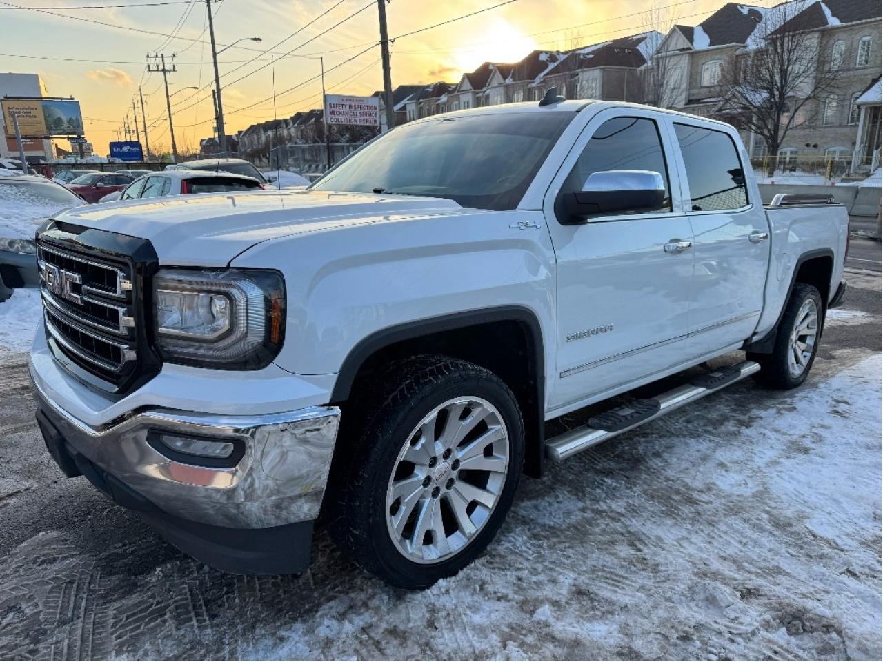 2018 GMC Sierra 1500 SLT Photo2