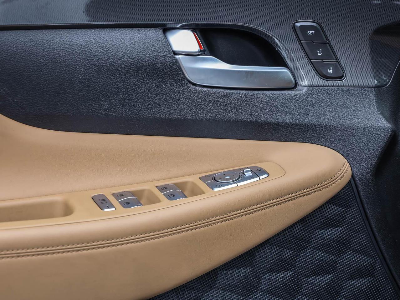 2023 Hyundai Santa Fe Ultimate Calligraphy 4dr All-Wheel Drive Photo