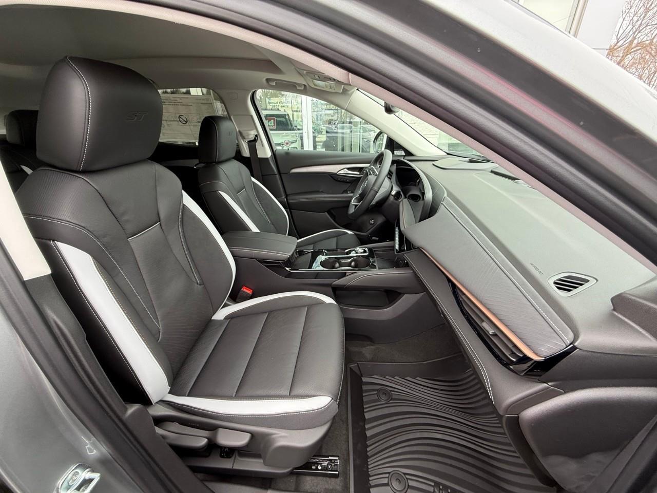 2026 Buick Envision Sport Touring 4dr All-Wheel Drive Photo