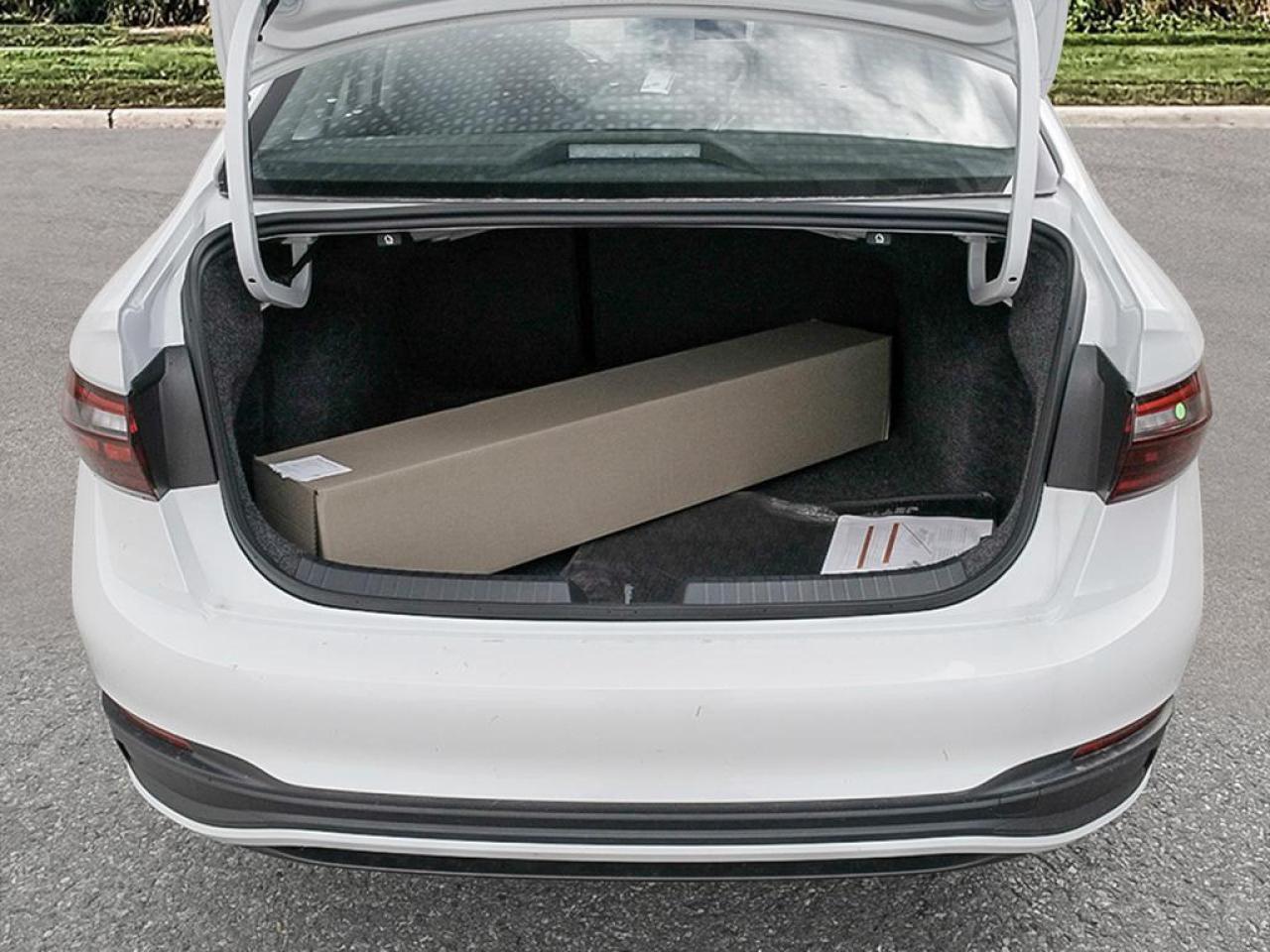 2025 Volkswagen Jetta JETTA Photo