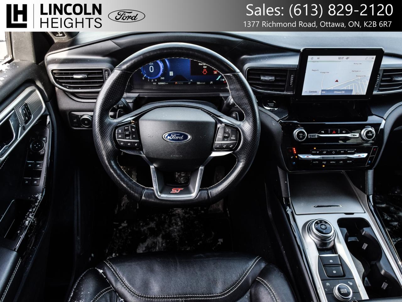 2022 Ford Explorer  Photo