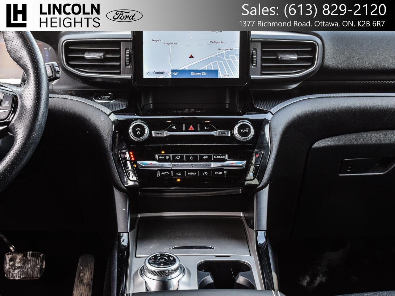 2022 Ford Explorer  Photo