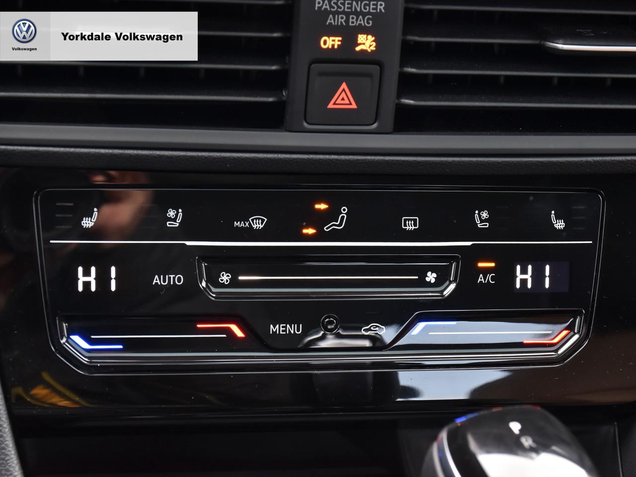 2025 Volkswagen Jetta  Photo