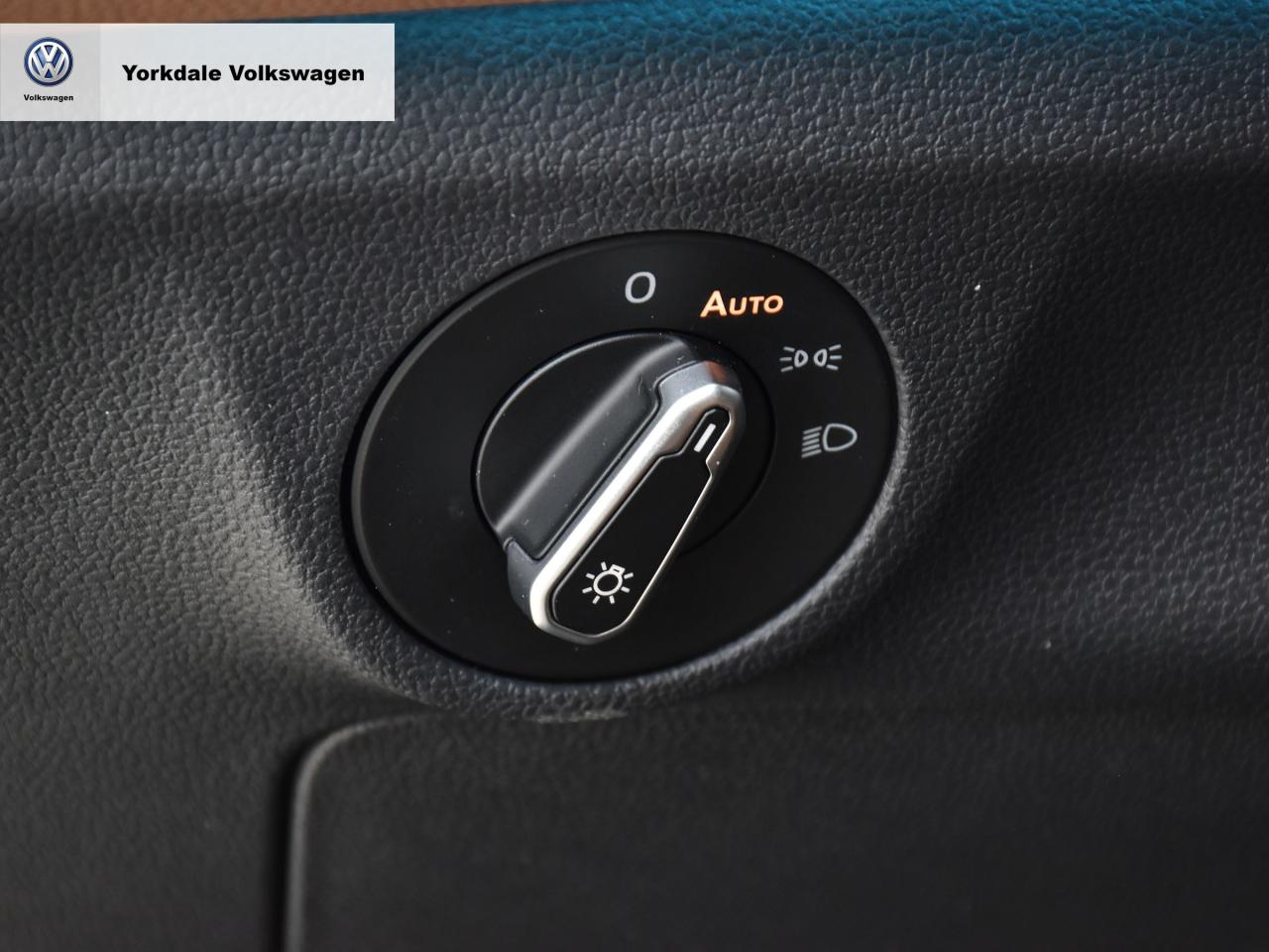 2025 Volkswagen Jetta  Photo