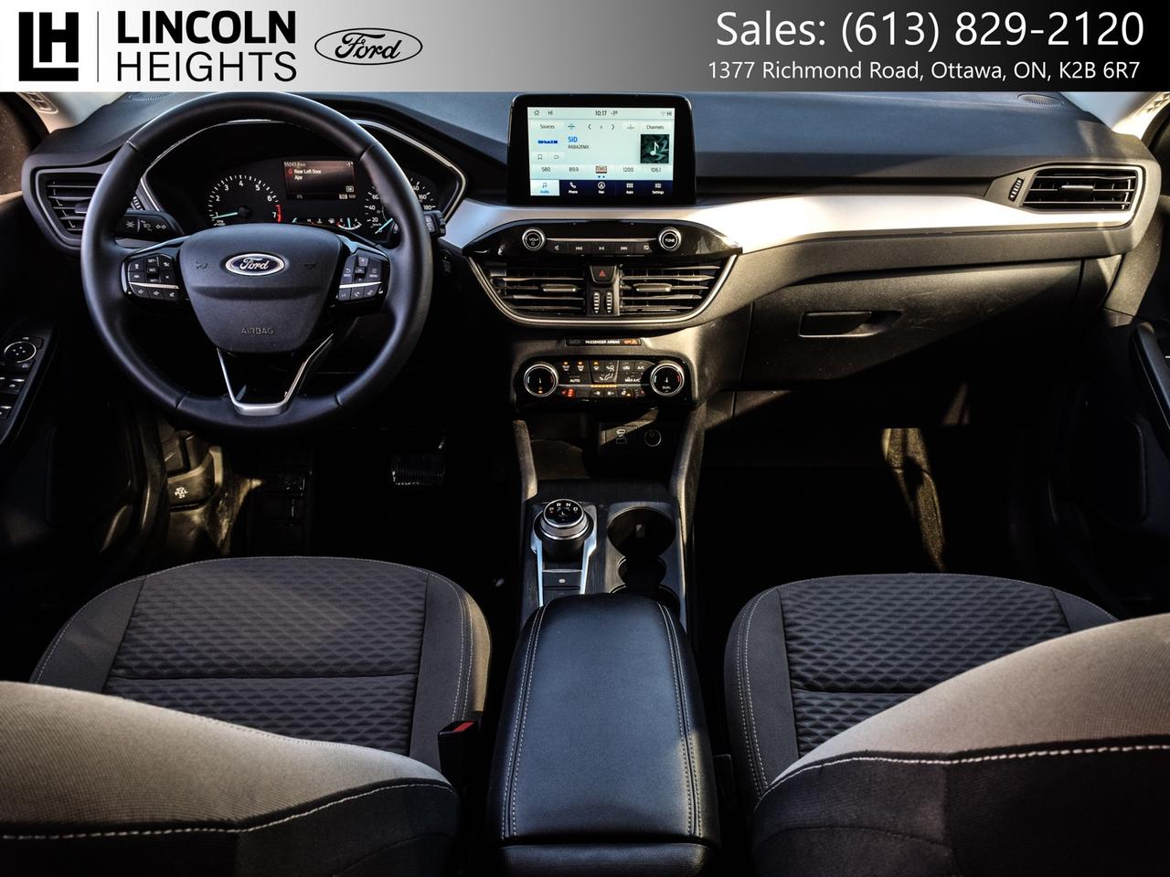 2022 Ford Escape SE AWD Photo