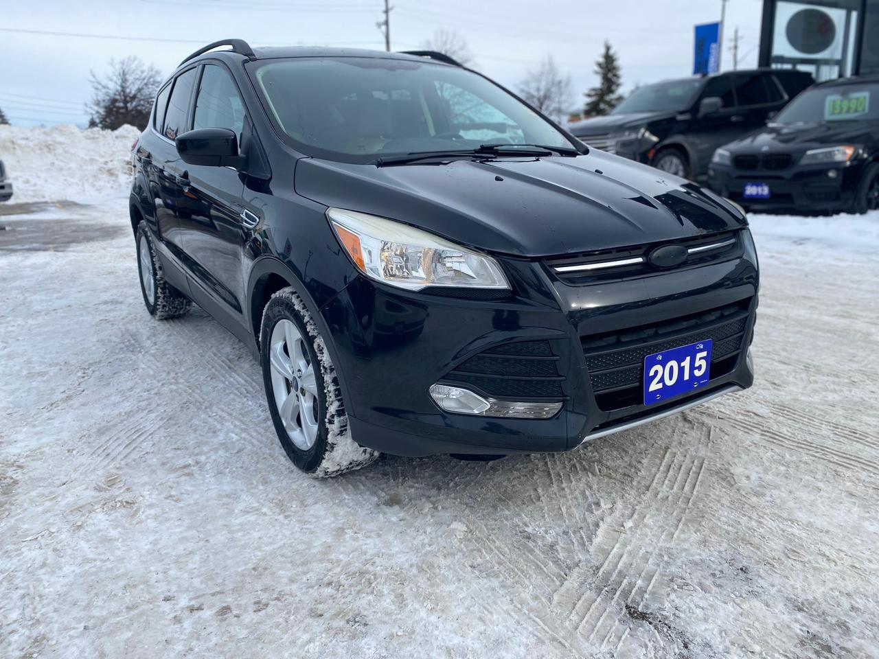 2015 Ford Escape SE ~Heated Leather Seats ~Bluetooth ~Alloys ~Cam Photo4
