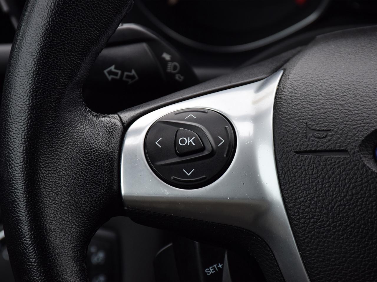 2015 Ford Escape SE ~Heated Leather Seats ~Bluetooth ~Alloys ~Cam Photo