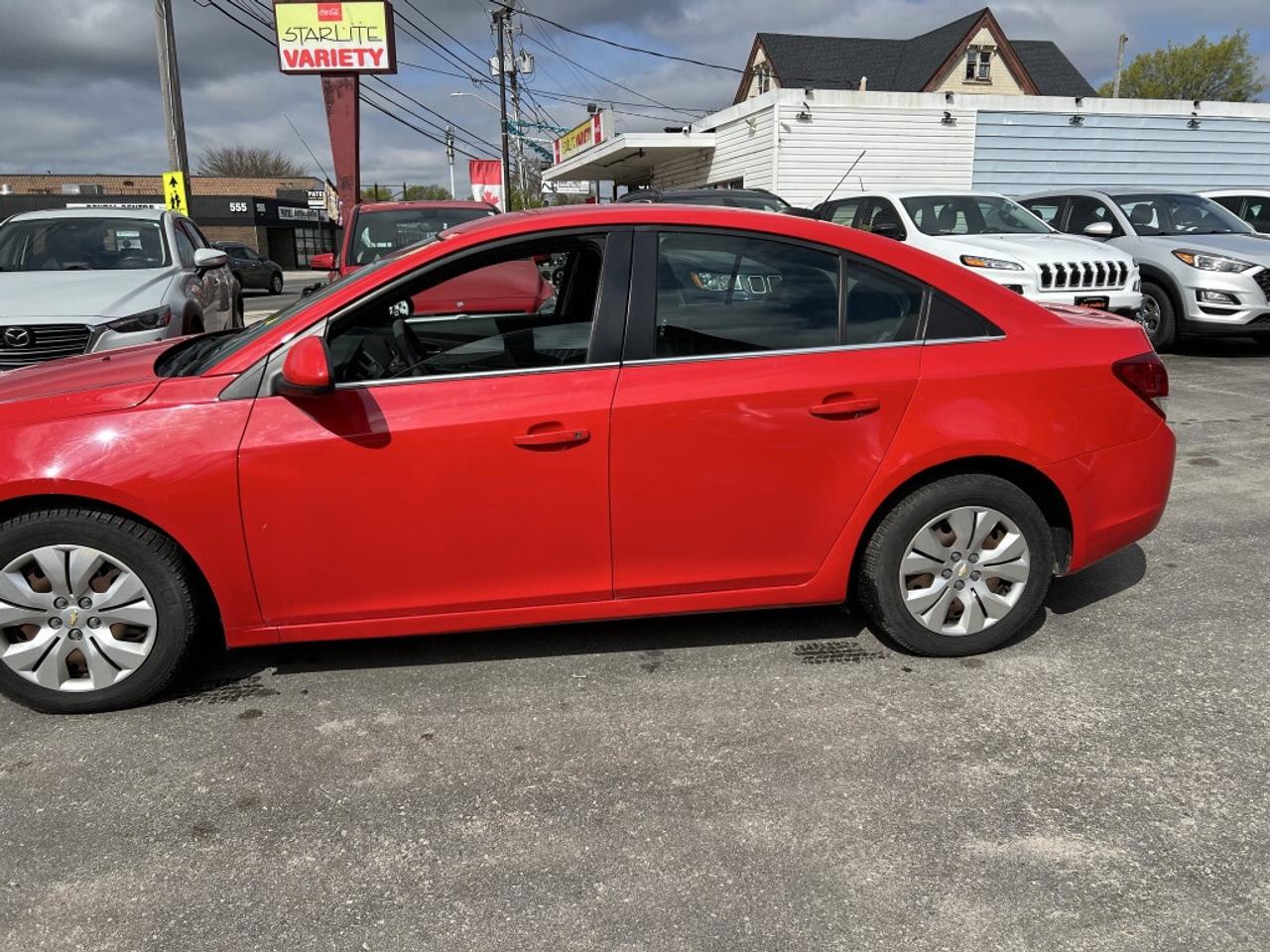 2015 Chevrolet Cruze 4dr Sedan 1LT Photo