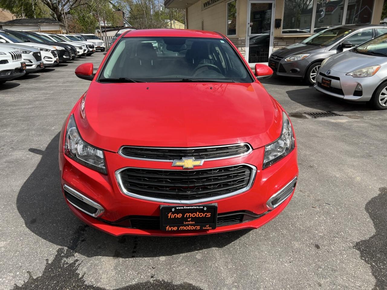 2015 Chevrolet Cruze 4dr Sedan 1LT Photo