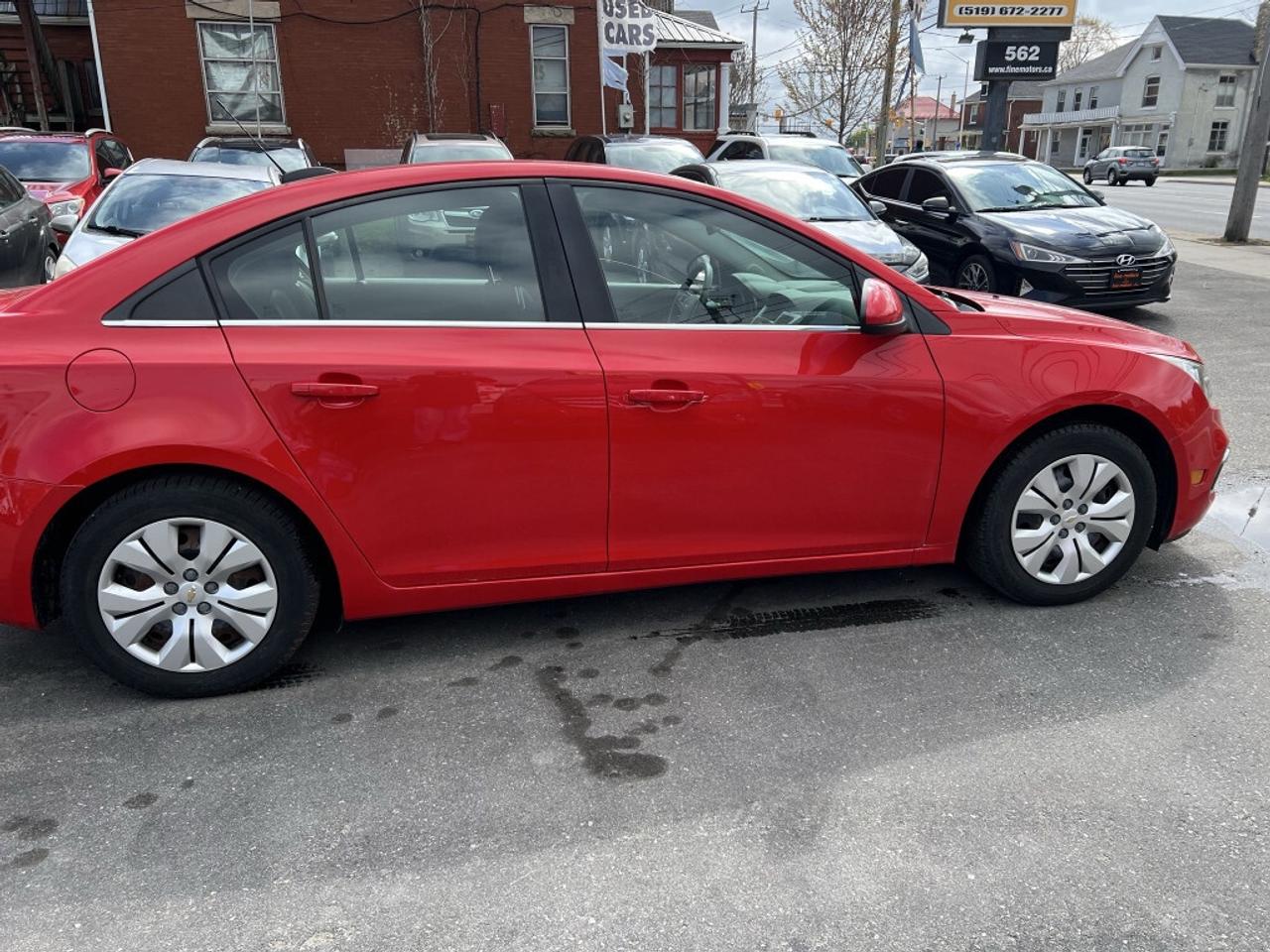 2015 Chevrolet Cruze 4dr Sedan 1LT Photo
