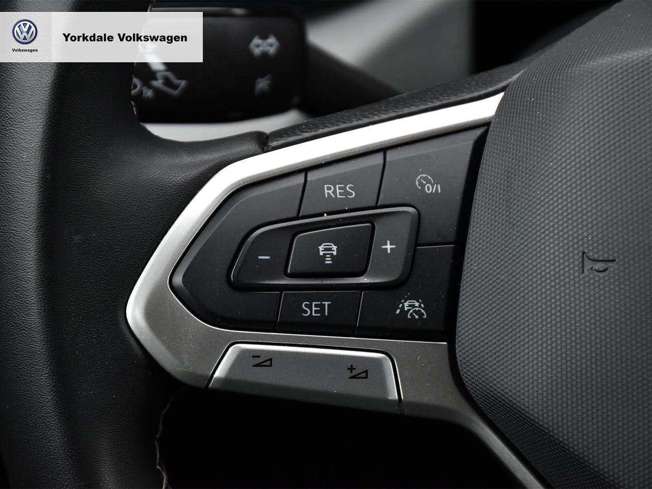 2024 Volkswagen Taos  Photo