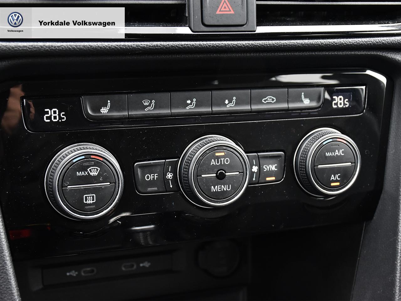 2024 Volkswagen Taos  Photo