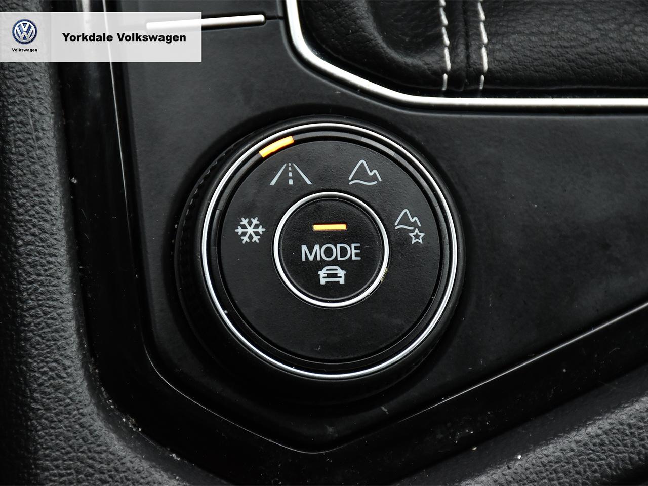 2024 Volkswagen Taos  Photo