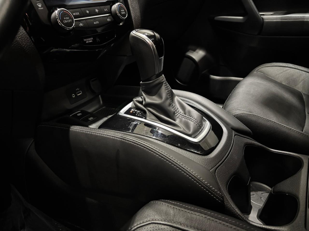 2020 Nissan Qashqai SL Photo