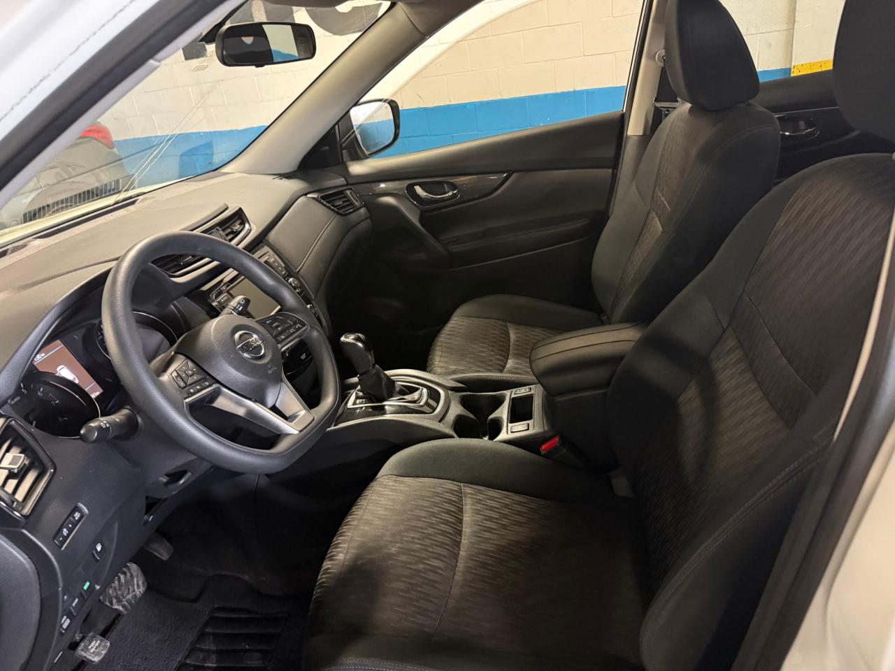 2018 Nissan Rogue S 4dr All-wheel Drive Photo