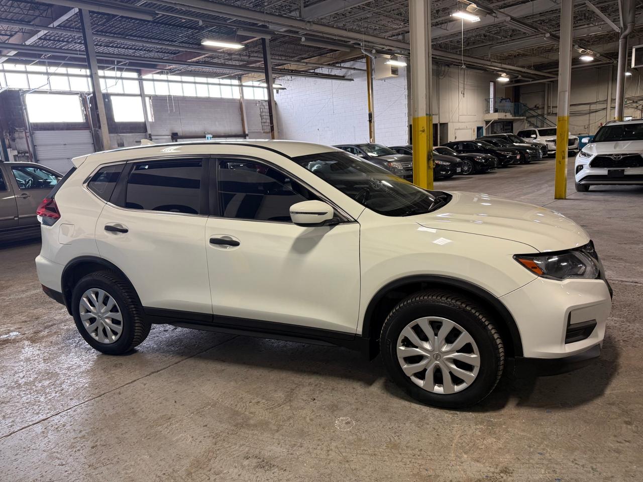 2018 Nissan Rogue S 4dr All-wheel Drive Photo