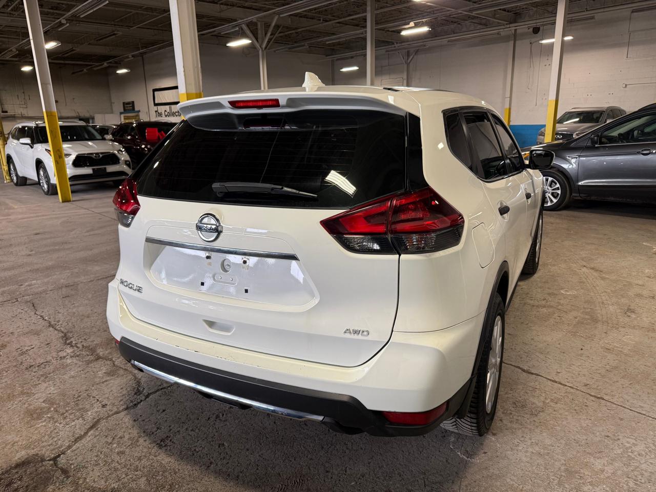 2018 Nissan Rogue S 4dr All-wheel Drive Photo