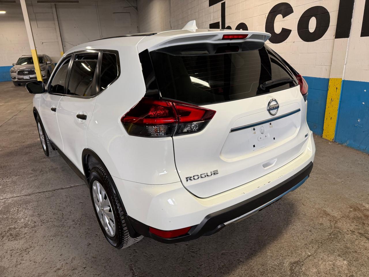 2018 Nissan Rogue S 4dr All-wheel Drive Photo