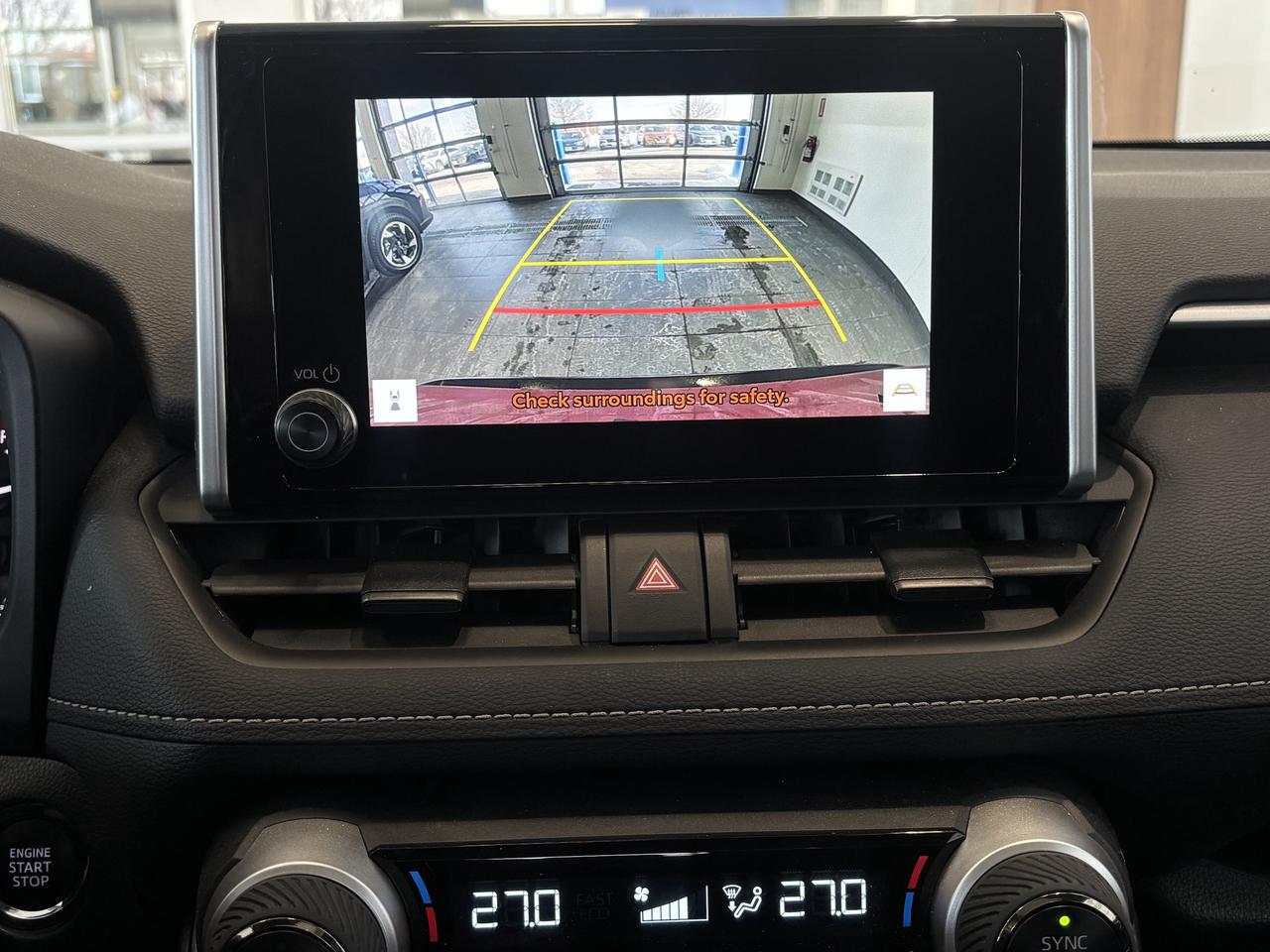 2025 Toyota RAV4 XLE   ONE OWNER   CLEAN CARFAX   SUNROOF   CARPLAY Photo
