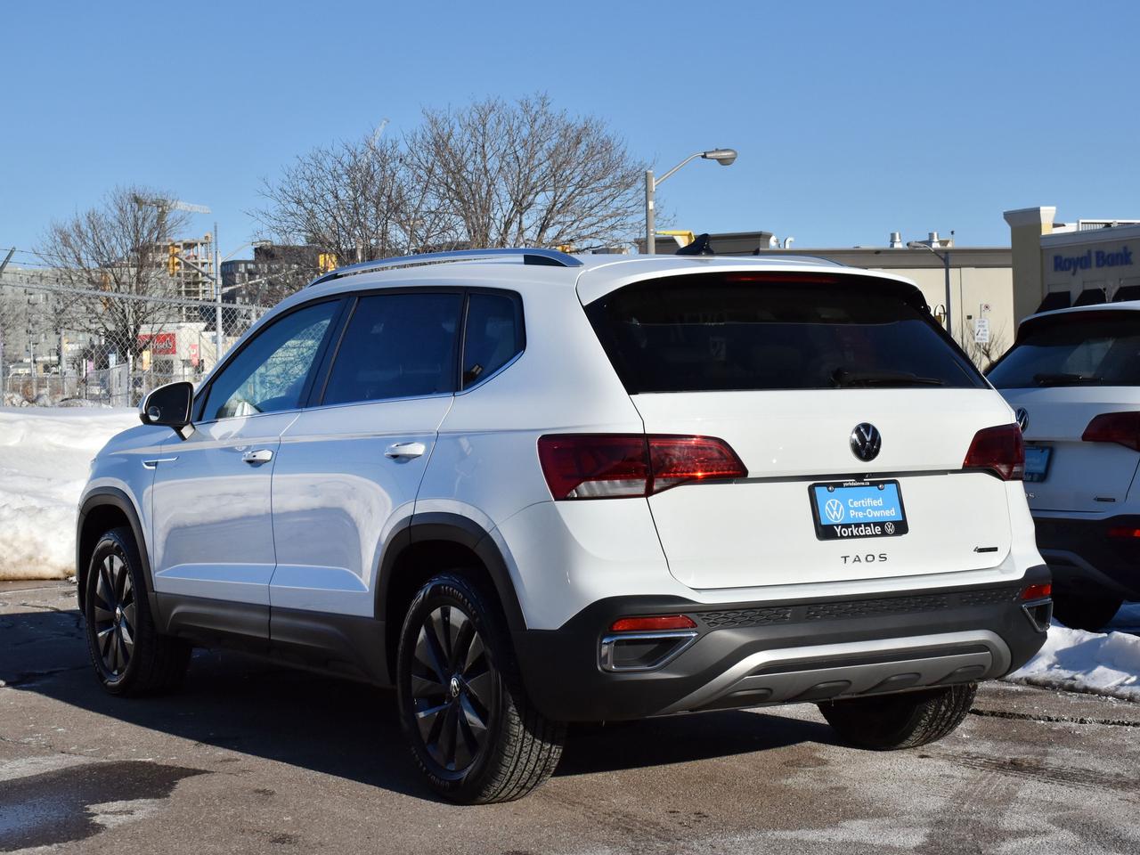 2022 Volkswagen Taos  Photo