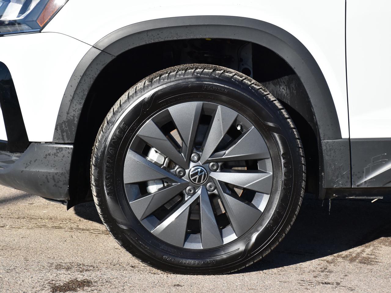 2022 Volkswagen Taos  Photo